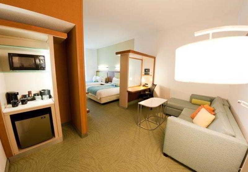 SpringHill Suites Detroit Auburn Hills Zimmer foto